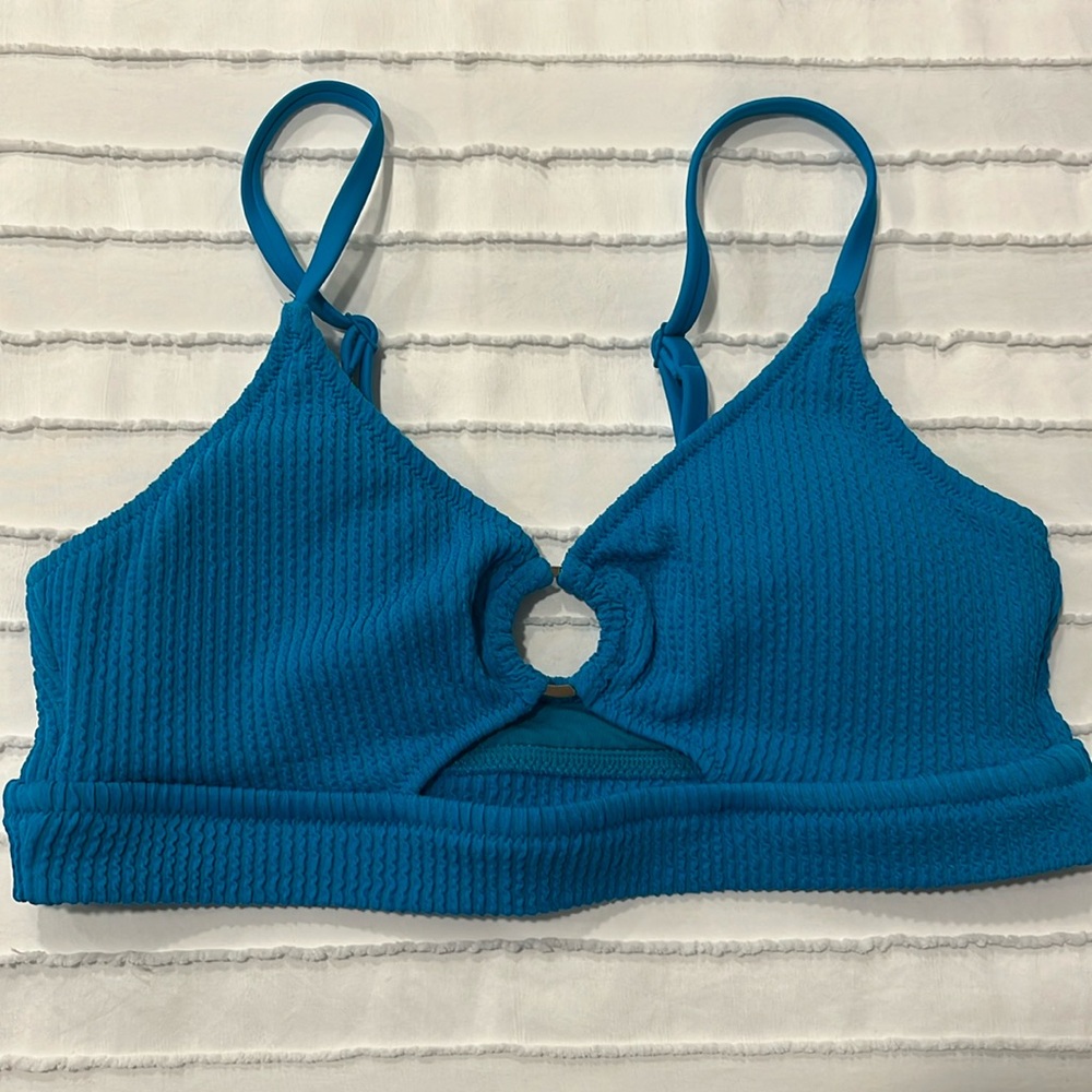 NWOT Aerie Bikini Top